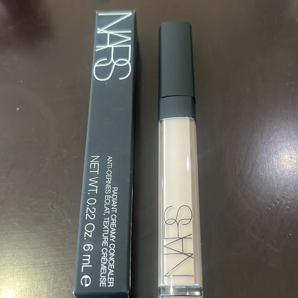 NARS, radiant creamy concealer. Light 1.25 Affogato . New .